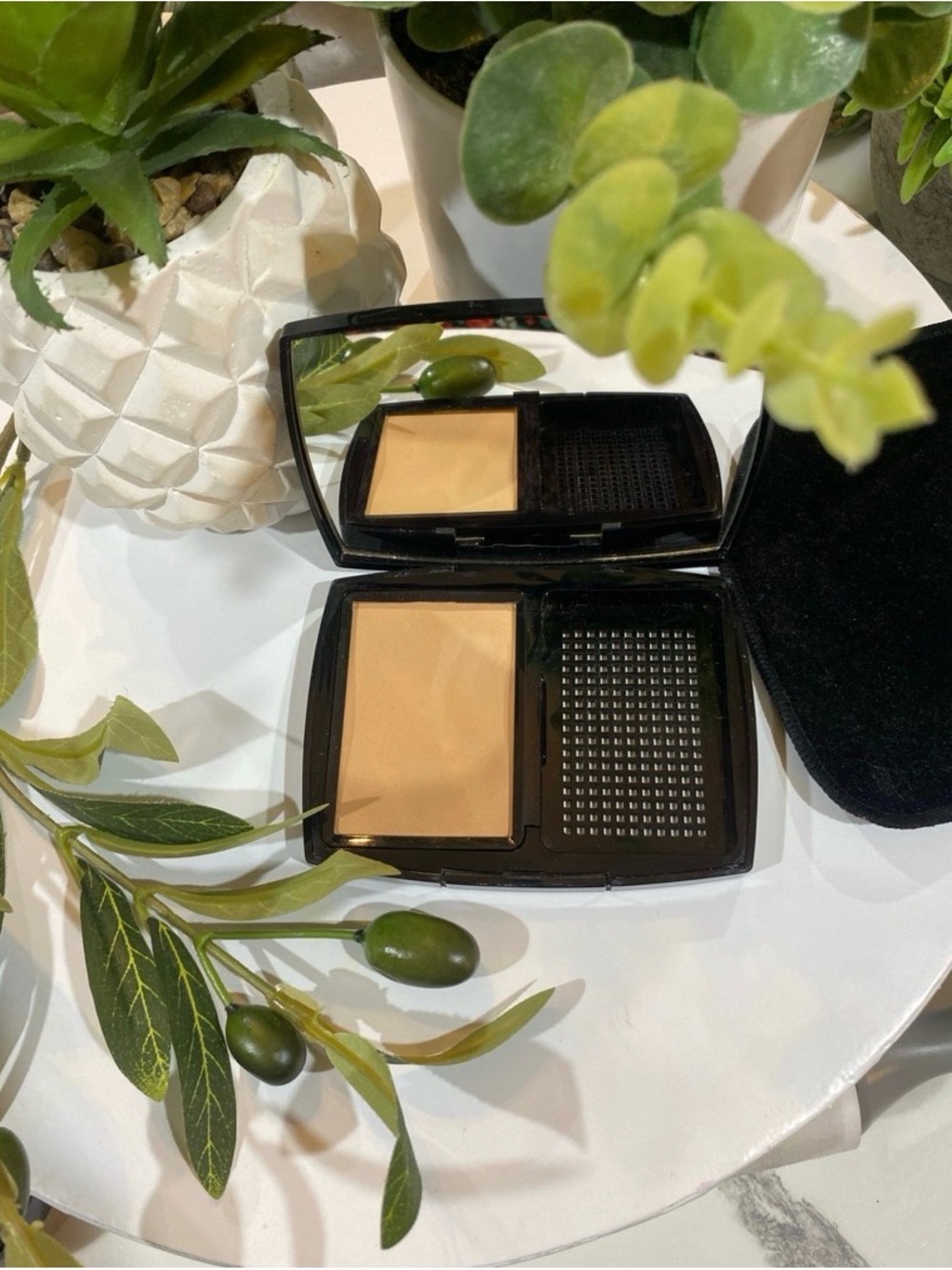 Chanel Double Perfection Lumiere Powder #60 Beige Powder (Discontinued)